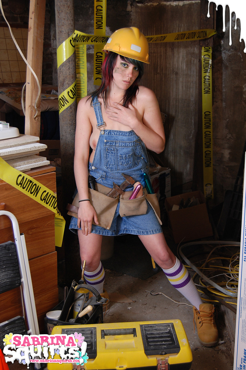 Sabrina Squirts Doing Naked Construction @ GirlsForDays.com